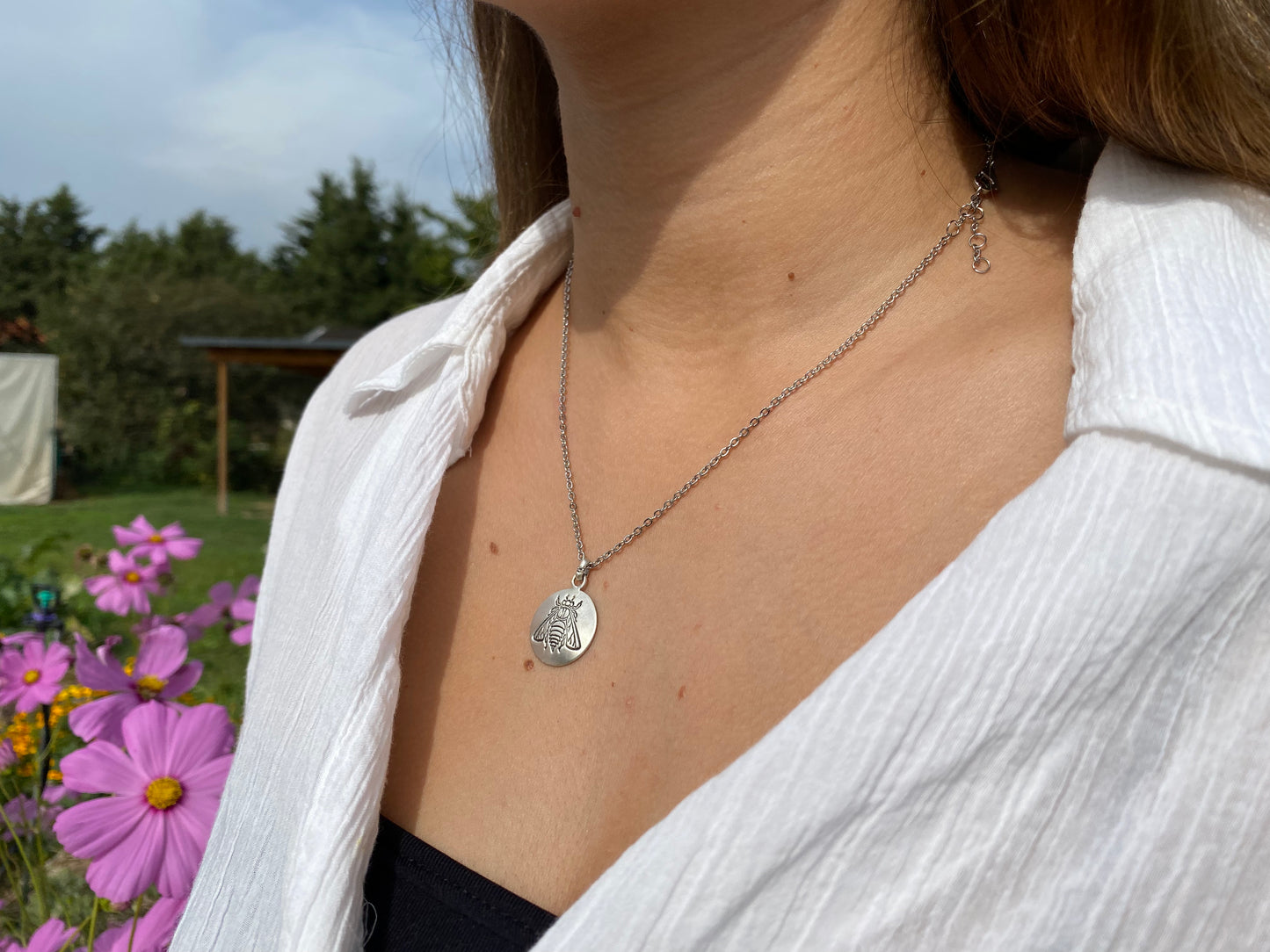 Permaterra Silver Bee Engraved Medallion Necklace